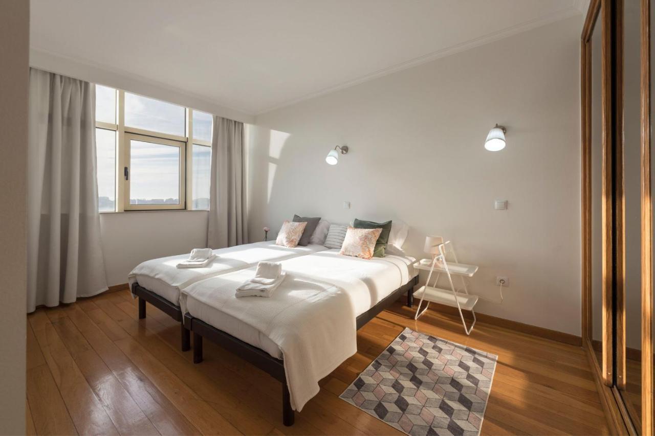 Lovelystay - 1Br Flat With Stunning Views Over Porto Βίλα Νόβα ντε Γκάια Εξωτερικό φωτογραφία