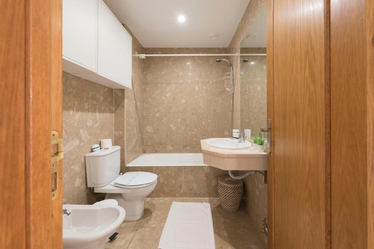 Lovelystay - 1Br Flat With Stunning Views Over Porto Βίλα Νόβα ντε Γκάια Εξωτερικό φωτογραφία